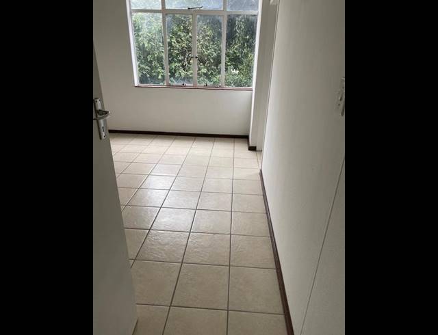 3 BEDROOM APARTMENT FOR SALE IN SUNNYSIDE